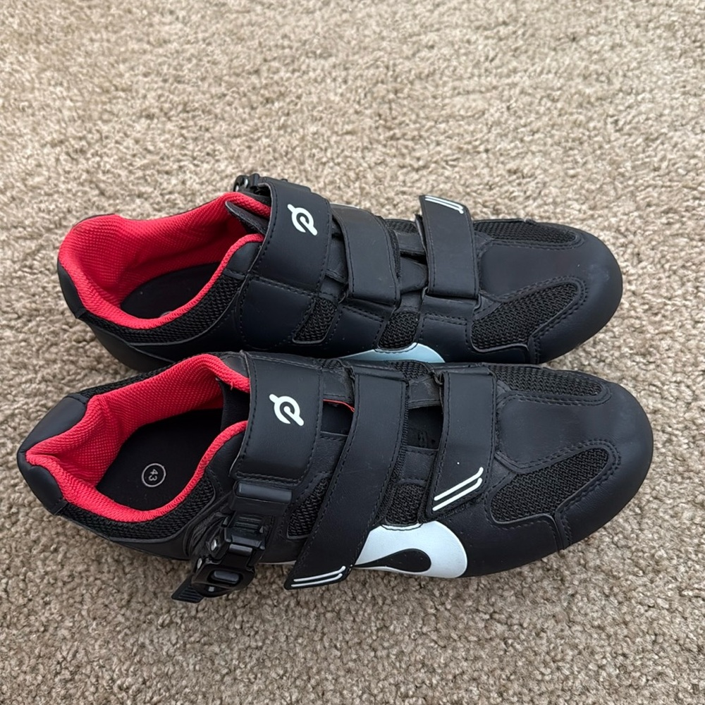 Peloton Cycling Shoes Size 43